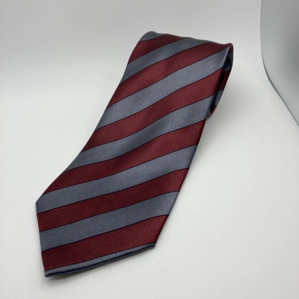 Classic Red & Grey Diagonal Stripe Pattern‎ Luca Franzini Silk Necktie